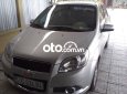 Chevrolet Aveo MT 2018 - Bán ô tô Chevrolet Aveo MT năm 2018, màu bạc xe gia đình