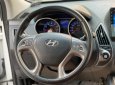 Hyundai Tucson 2013 - Cần bán gấp Hyundai Tucson ATH sản xuất 2013, màu trắng, nhập khẩu nguyên chiếc