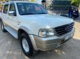 Ford Everest   2.5L  2006 - Bán Ford Everest 2.5L sản xuất năm 2006, màu trắng còn mới, giá 235tr