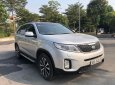 Kia Sorento 2016 - Bán Kia Sorento Luxury Diesel sản xuất 2016, màu bạc, 675tr