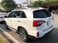 Kia Sorento 2017 - Cần bán gấp Kia Sorento 2WD 2.2 DATH sản xuất 2017, màu trắng