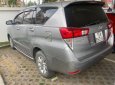 Toyota Innova   E  2018 - Cần bán lại xe Toyota Innova E sản xuất năm 2018, màu xám