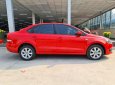 Volkswagen Polo   2015 - Cần bán xe Volkswagen Polo sản xuất năm 2015, màu đỏ  