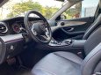 Mercedes-Benz E class E180 2019 - Cần bán xe Mercedes-Benz E180 sản xuất 2019, màu đỏ, nội thất đen