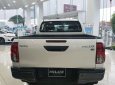 Toyota Hilux 2.5E 4x2 MT 2022 - Toyota Nam Định bán Toyota Hilux 2022 2.5E 4x2 MT, chỉ 160tr nhận xe, ưu đãi lớn, trả góp tối đa 80%, lãi cực thấp