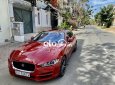 Jaguar XE XE 2.0 2015 - Cần bán lại xe Jaguar XE XE 2.0 năm sản xuất 2015, màu đỏ, nhập khẩu