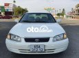 Toyota Camry   GLi  2001 - Cần bán xe Toyota Camry GLi sản xuất năm 2001, màu trắng  