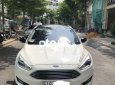 Ford Focus   Titanium   2018 - Cần bán gấp Ford Focus Titanium sản xuất năm 2018, màu trắng chính chủ