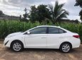 Toyota Vios  AT 2017 - Bán Toyota Vios AT năm 2017, màu trắng, nhập khẩu xe gia đình