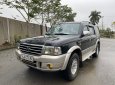 Ford Everest 2005 - Cần bán lại xe Ford Everest 2.5MT sản xuất năm 2005, màu đen, 212 triệu