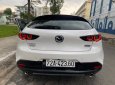 Mazda 3 1.5AT Prenium  2020 - Bán Mazda 3 1.5AT Prenium năm sản xuất 2020, màu trắng, giá 715tr