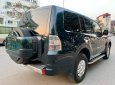 Mitsubishi Pajero 2009 - Cần bán gấp Mitsubishi Pajero sản xuất năm 2009, màu đen, nhập khẩu nguyên chiếc  