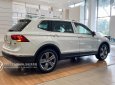 Volkswagen Tiguan 2022 - [Volkswagen Vũng Tàu ]Tiguan Luxury S 2022 màu Trắng, động cơ 2.0 Turbo, SUV 7 chỗ gầm cao cho gia đình, dẫn động 2 cầu