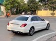 Mercedes-Benz C200 2018 - C200 trắng nội thất kem sx 2018, bản Limited có loa bum, 1 chủ từ đầu biển Hà Nội
