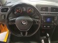 Volkswagen Polo 2016 - (Có video thực tế) Polo độ màu độc - Vàng trẻ trung - xe đức lướt Polo Hatchback mới 99% bảo hành chính hãng