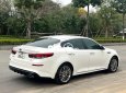 Kia Optima 2.0 GAT Luxury 2021 - Bán Kia Optima 2.0 GAT Luxury sản xuất 2021, màu trắng 