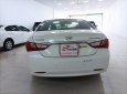 Hyundai Sonata 2018 - Cần bán gấp Hyundai Sonata 2.0 AT màu trắng, xe nhập khẩu nguyên chiếc