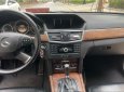 Mercedes-Benz 2011 - Bán Mercedes E200 năm sản xuất 2011, màu đen giá cạnh tranh