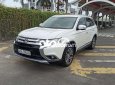 Mitsubishi Stavic 2018 - Xe Mitsubishi Outlander năm 2018, màu trắng 