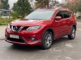 Nissan X trail 2018 - Cần bán xe Nissan X trail 2.0 Premium sản xuất 2018, màu đỏ