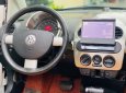 Volkswagen Beetle 2005 - Bán Volkswagen Beetle 2.5L sản xuất 2005, màu trắng, xe nhập số tự động