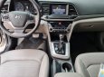 Hyundai Elantra 2016 - Bán Hyundai Elantra GLS AT 2.0 năm sản xuất 2016, màu trắng