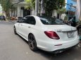 Mercedes-Benz E300 2020 - Bán xe Mercedes E300 AMG sản xuất năm 2020, màu trắng