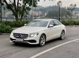 Mercedes-Benz E250 2018 - Cần bán xe Mercedes E250 năm sản xuất 2018, màu trắng