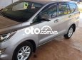 Toyota Innova 2017 - Cần bán Toyota Innova 2.0E năm 2017, màu bạc