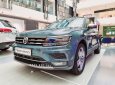 Volkswagen Tiguan 2022 - Volkswagen Tiguan Luxury S 2022 màu xanh Petro khuyến mãi lớn tháng 3/2022, sẵn xe giao ngay