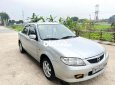 Mazda 323 2004 - Cần bán gấp Mazda 323 năm sản xuất 2004, màu bạc, xe nhập giá cạnh tranh