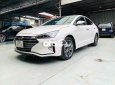 Hyundai Elantra 2021 - Bán Hyundai Elantra 2.0 AT sản xuất năm 2021, màu trắng