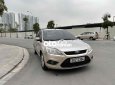 Ford Focus 2010 - Cần bán Ford Focus năm 2010, màu bạc, giá chỉ 230 triệu