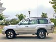 Toyota Land Cruiser 2002 - Cần bán lại xe Toyota Land Cruiser sản xuất 2002, màu bạc còn mới, 368tr