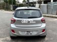 Hyundai Grand i10 2015 - Xe Hyundai Grand i10 Hatchback 1.0MT năm sản xuất 2015, màu bạc, nhập khẩu chính chủ