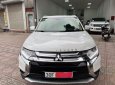 Mitsubishi Outlander 2018 - Cần bán xe Mitsubishi Outlander 2.0 CVT Premium sản xuất 2018, màu trắng 