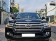 Toyota Land Cruiser 2017 - Bán Toyota Land Cruiser VX 4.6 V8 năm 2017, màu đen, xe nhập