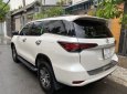 Toyota Fortuner 2017 - Cần bán Toyota Fortuner 2.4MT sản xuất 2017, màu trắng số sàn, giá tốt