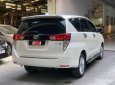 Toyota Innova 2020 - Bán Toyota Innova 2.0V sản xuất 2020, màu trắng