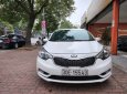 Kia K3 2016 - Cần bán lại xe Kia K3 số tự động sản xuất 2016, màu trắng