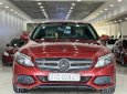 Mercedes-Benz C200 2018 - Cần bán Mercedes C200 năm sản xuất 2018, màu đỏ