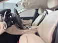 Mercedes-Benz C200 2018 - Cần bán Mercedes C200 năm sản xuất 2018, màu đỏ