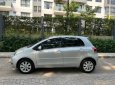 Toyota Yaris 2011 - Bán Toyota Yaris 1.5G đời 2011, màu bạc, nhập khẩu