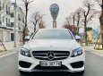 Mercedes-Benz C300 2018 - Cần bán Mercedes C300 AMG sản xuất năm 2018, màu trắng, xe nhập chính chủ