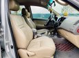 Toyota Fortuner 2013 - Bán Toyota Fortuner năm 2013, màu bạc còn mới