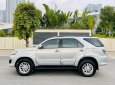 Toyota Fortuner 2013 - Bán Toyota Fortuner năm 2013, màu bạc còn mới