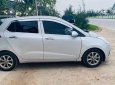 Hyundai Grand i10 2016 - Bán ô tô Hyundai Grand i10 năm 2016, màu bạc giá cạnh tranh