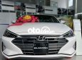 Hyundai Elantra 2022 - Bán Hyundai Elantra năm 2022, màu trắng
