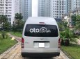 Toyota Hiace 2013 - Bán Toyota Hiace 2013, số sàn, máy dầu, màu bạc