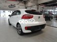 Kia Rio 2016 - Bán ô tô Kia Rio 1.4AT hatchback năm sản xuất 2016, nhập khẩu, giá chỉ 415 triệu